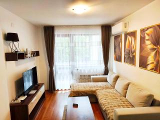 Cozy apartments Belvedere Club E201 - 0