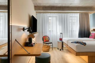 Moxy St. Julian's Malta - 2