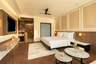 Country Inn Premier Udaipur City Center - 1