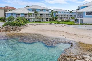 George Town Villas 30 2 Bedroom with Pool and Ocean Views - 6