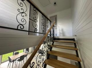 Freedom house - 4