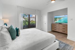 Newly Remodeled 2 Bedroom Condo on Seven Mile Beach - 6
