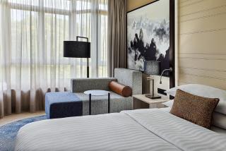 Munich Airport Marriott Hotel - 4