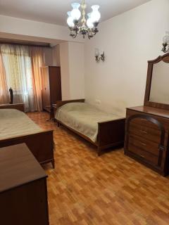 Cozy Stay In the Heart of Yerevan - 9