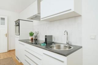 Historic Apartment with Private Entrance near Boxhagener Platz - 7