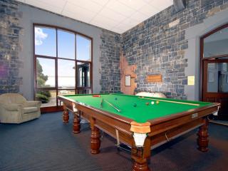 Trinity Lodge-Qc680 - 1