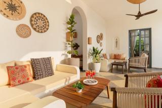 LohonoStays Villa Enia A - 4