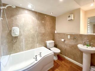 Brook House 2 - Uk31043 - 5