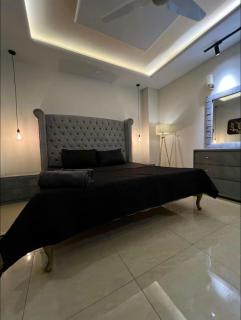 3 Bed Fully Furnished Apartment Islamabad - E11 - 3