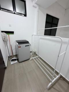 Little Homestay Nitendo Wifi Pool Netflix Desaru - 9