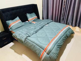 Crown Apartments -1Bedroom - comfortable & spacious , with an awesome base to explore Kigali - 2