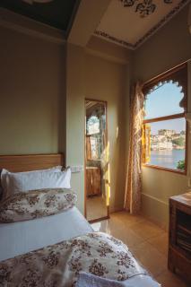 OKASO A LAKE VIEW - 9