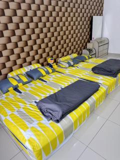 Cozy Homestay in Taman Seri Austin - 3