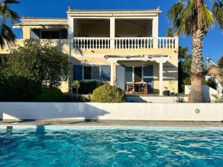 Iron Hill Villa - 0