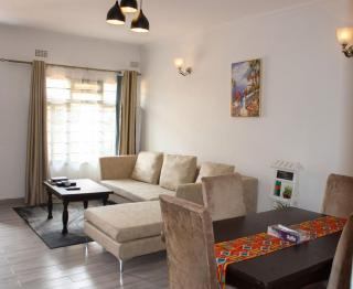 Busisiwe's RM Home - 7