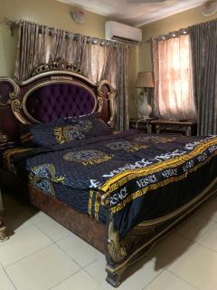 Lathomes apartment - 2