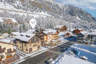 Rochebrune Apartments in Ski Resort - 2
