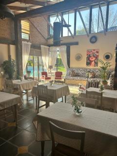 LaFleur Guesthouse & Garden Venue - 3