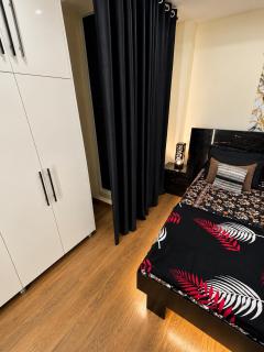 Luxury 1 Bedroom Fully furnished Apartment - Self Check-In - Bahria Enclave Islamabad - 2