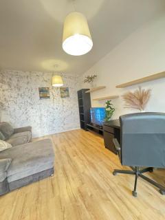 Lipatti Velvet Apartments by Glam Story - Parking option - 8