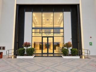 Serene Waterfront Stay - BlueBay Walk - 9