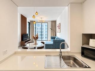 Serene Waterfront Stay - BlueBay Walk - 6