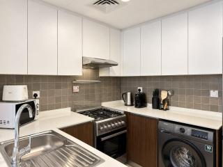 Serene Waterfront Stay - BlueBay Walk - 5