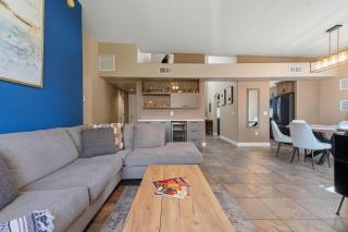 Cozy Adobe with Hot Tub - 9