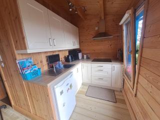 Ceaser's cabin is a cosy 1 bedroom cabin - 6