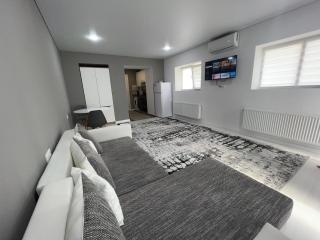 APARTMENT CENTRAL zm - 6