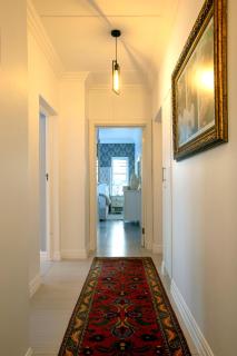 The Rainbow Room in a Luxury 3 Bedroom Home in Kyalami - 8