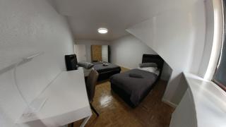 Gepflegte 3-Zimmer-Wohnung am Schloßparkbad-Mercedes Benz-Atlas Elektronik-Rheimetal - Bremen - 8