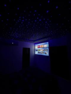 Starlight 1BHK Private Cinema Winterland - 8