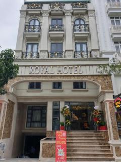 Royal Hotel - 9