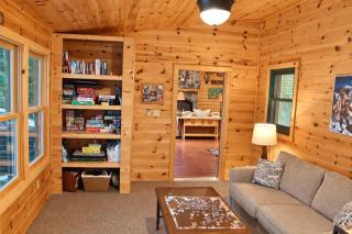 Kro's Nest - 2