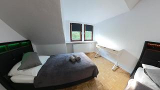 Gepflegte 3-Zimmer-Wohnung am Schloßparkbad-Mercedes Benz-Atlas Elektronik-Rheimetal - Bremen - 7