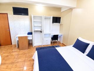 Colman Apart Central - 8