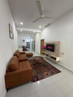 Homestay Temerloh Near Hospital 4Bedroom 3Air-cond Free Wi-Fi Netflix - 2