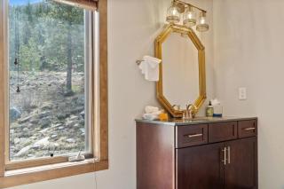 2BR Blue River Home withStunning Views - 5