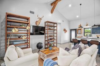 Circle A Ranch with great views - 8