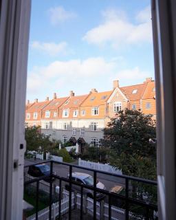 Newly Renovated Stylish Designer Apartment - 1