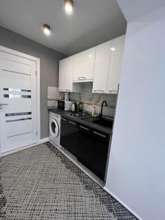 APARTMENT CENTRAL INd - 3
