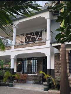 Aryana Furnished Apartment - 9