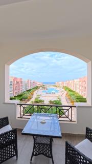 Oyster Bay Sea View Retreat 1BR 2 Baths Beach & Pools - 9