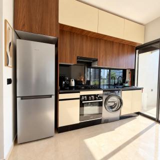 Pool View Apartment Beach Land Residence - 4