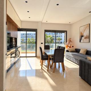 Pool View Apartment Beach Land Residence - 1