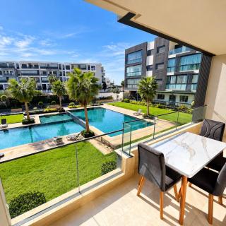 Pool View Apartment Beach Land Residence - 0