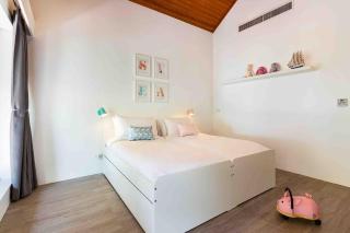 Offers an exclusive retreat where luxury meets tranquility ! - 5
