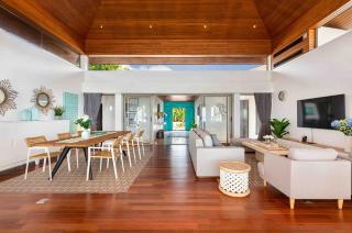 Offers an exclusive retreat where luxury meets tranquility ! - 7
