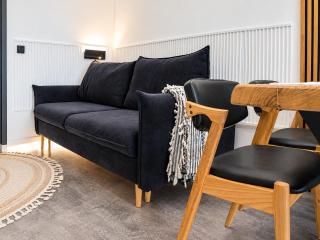 Park View Premium 1BR - Metro - Balcony - Fast WiFi - Modern Residential Complex - 1